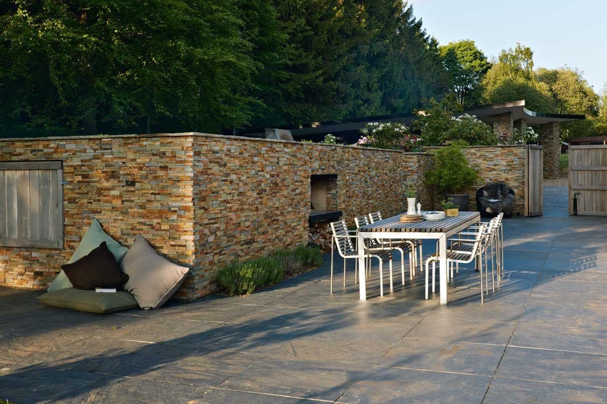 Exteriors Image -5c8267432c23c